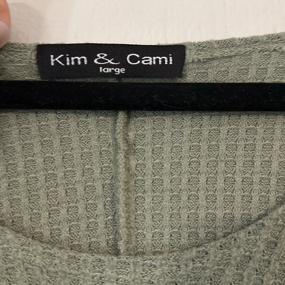 Shirt - Picture 2 of 3